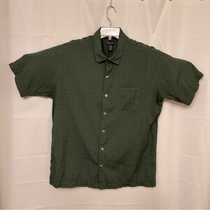 Van Heusen Green Casual Button Down Shirt